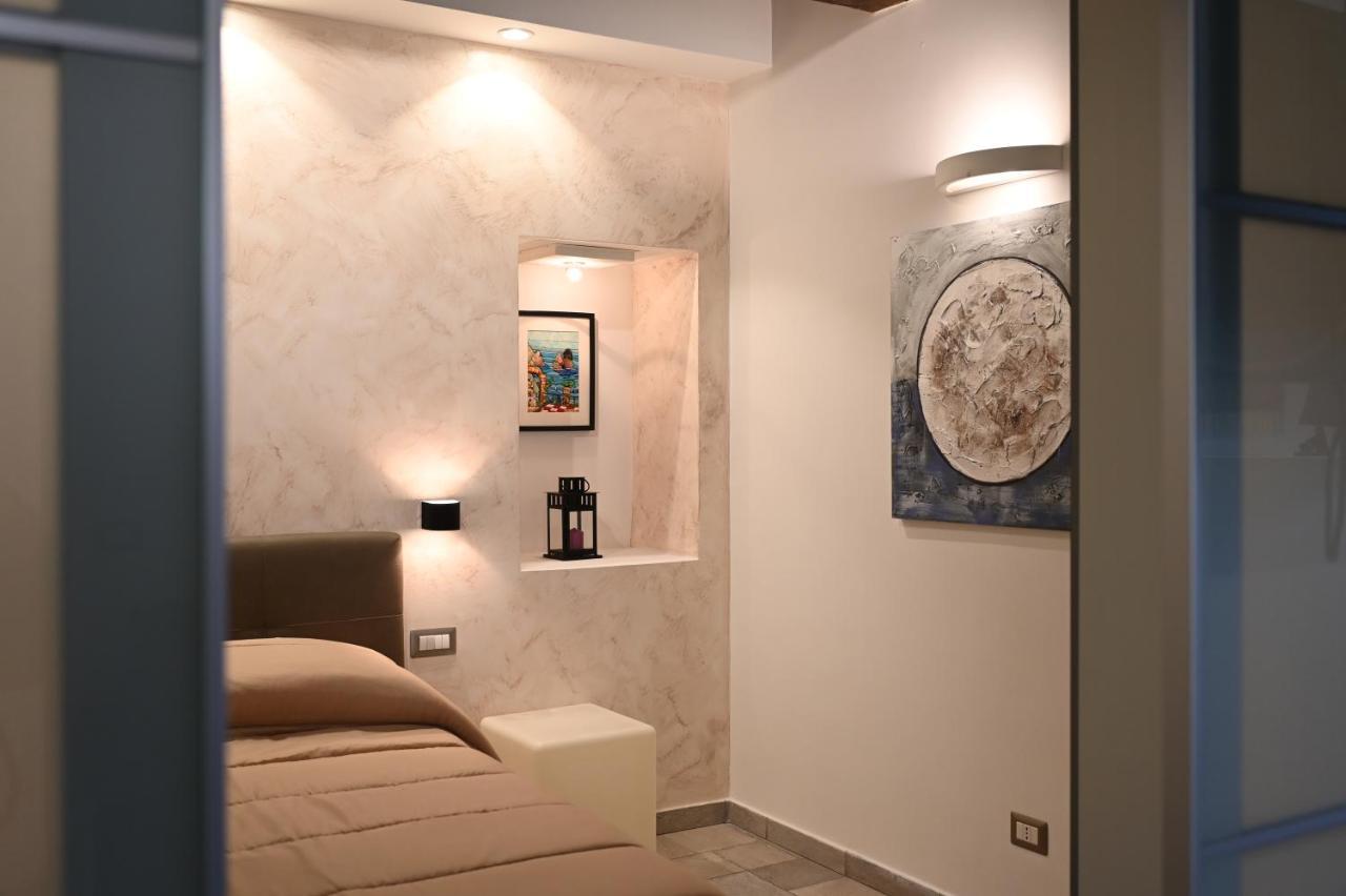 Il Rifugio Di Beppe Apartment Napoli Exterior foto